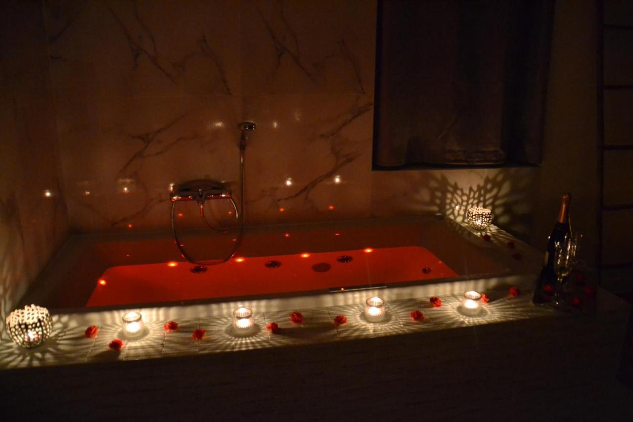 Apartament Triplex 110 M2 Centre Historique Avec Jacuzzi Dinan Zewnętrze zdjęcie
