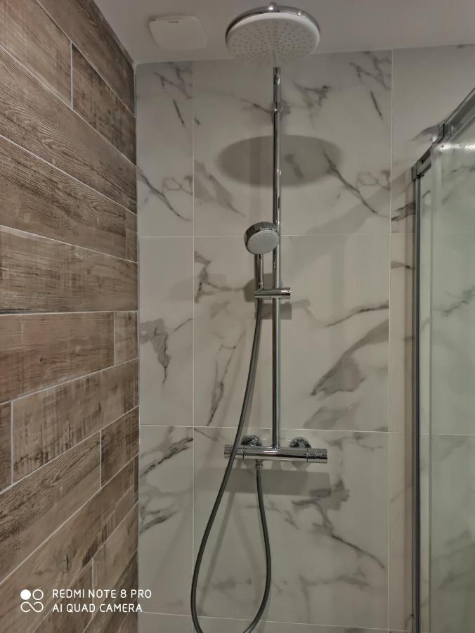 Apartament Triplex 110 M2 Centre Historique Avec Jacuzzi Dinan Zewnętrze zdjęcie