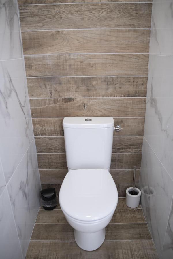 Apartament Triplex 110 M2 Centre Historique Avec Jacuzzi Dinan Zewnętrze zdjęcie